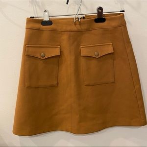 Great condition stylish brown skirt perfect for college students